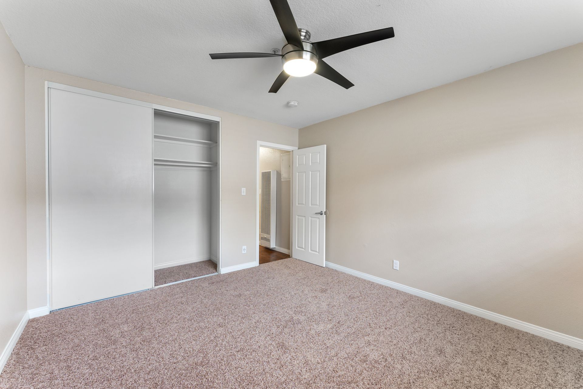 Washington Apartments photo gallery