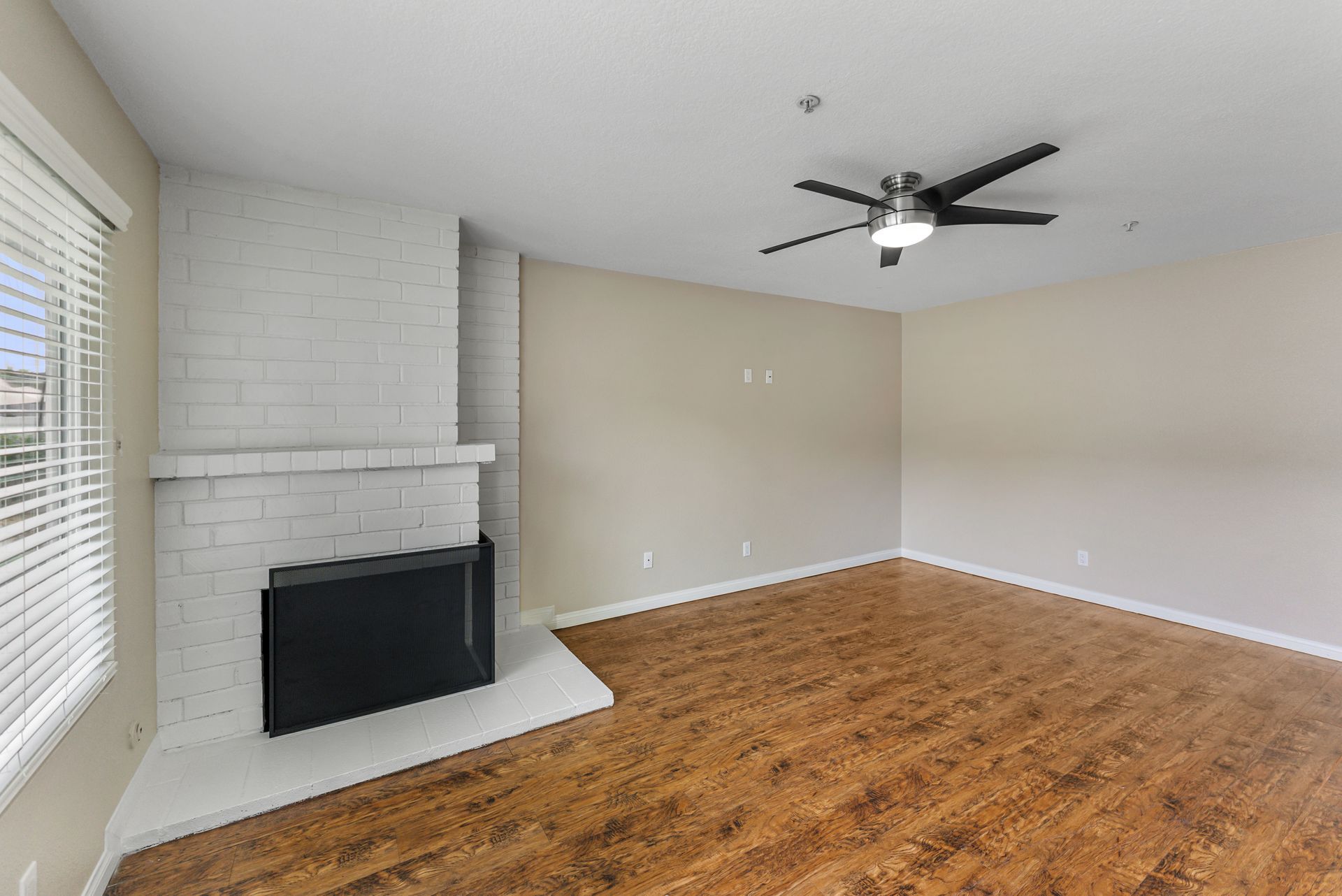 Washington Apartments photo gallery