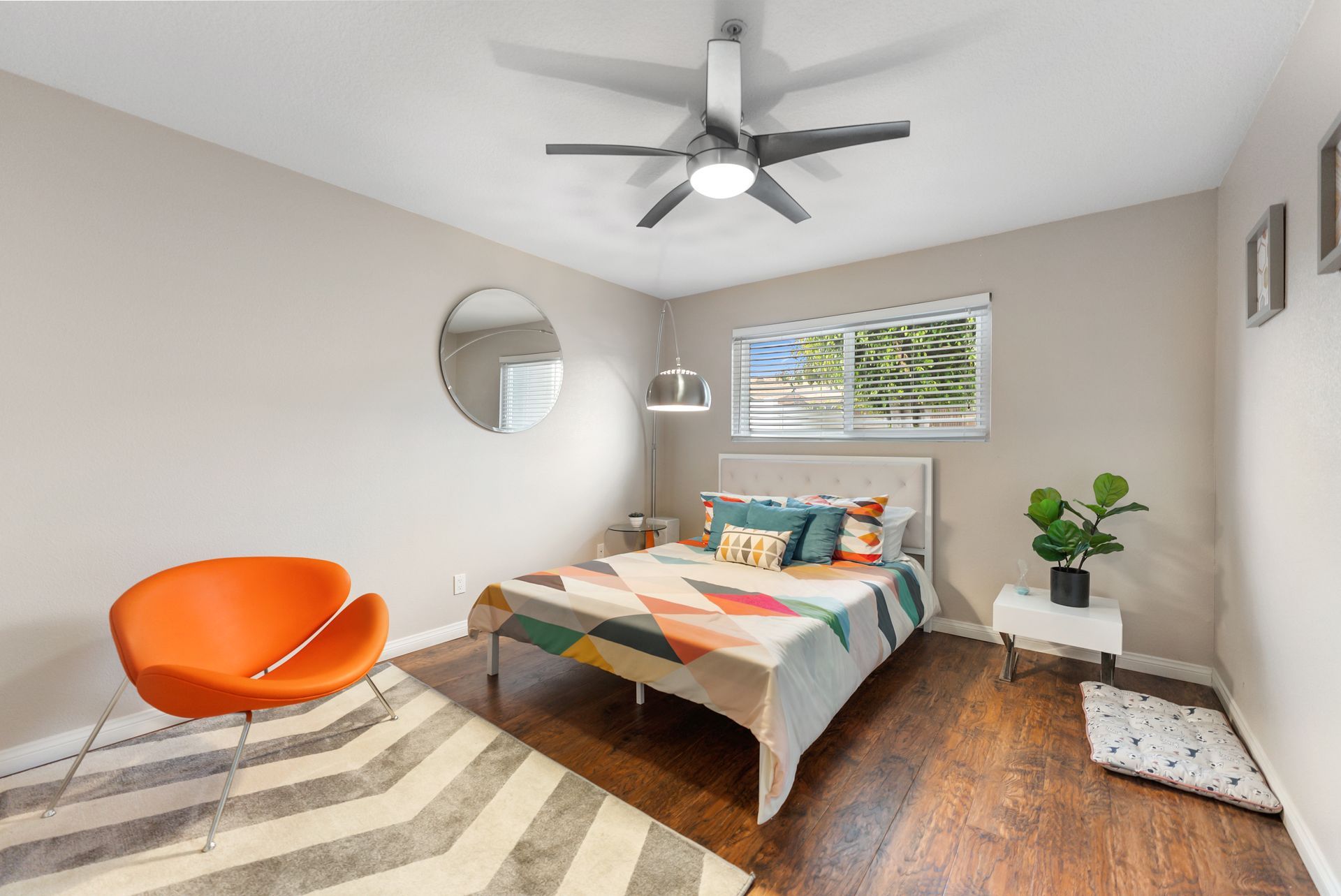 Washington Apartments photo gallery