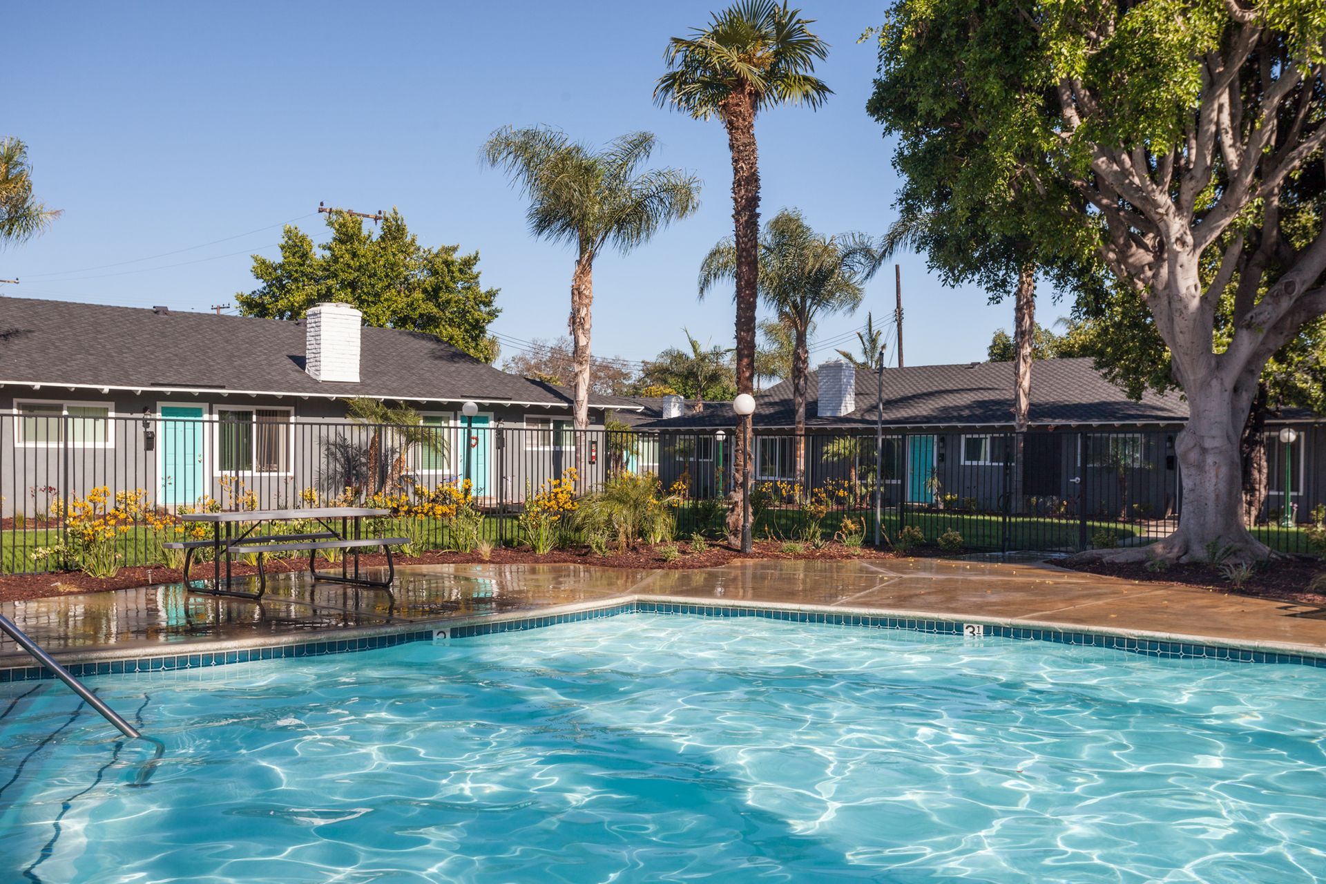 Washington Apartments photo gallery