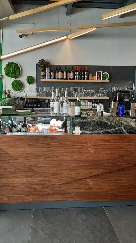 Interno di Zest Life Foodbar