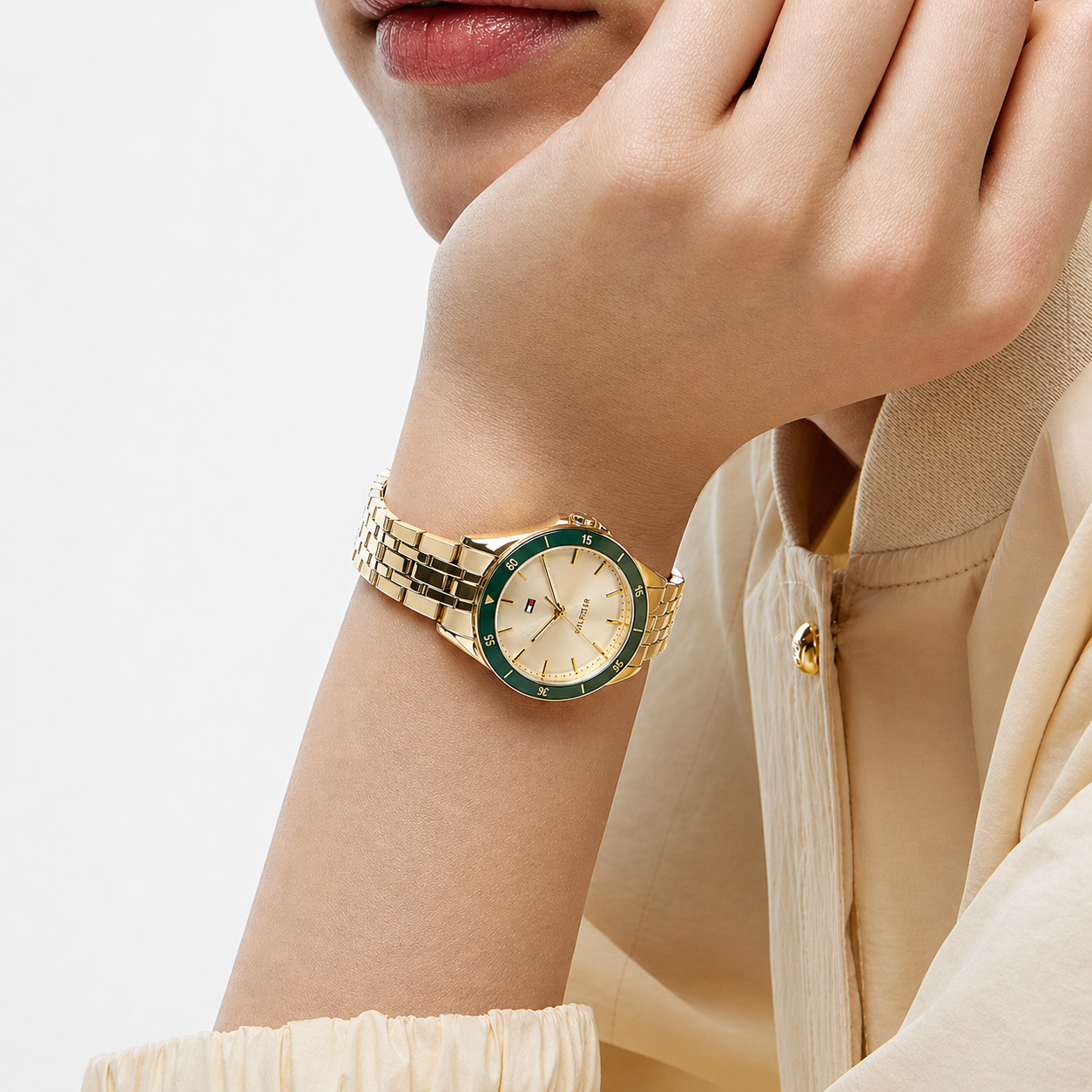 Tommy Hilfiger horloge met groen en goudkleur