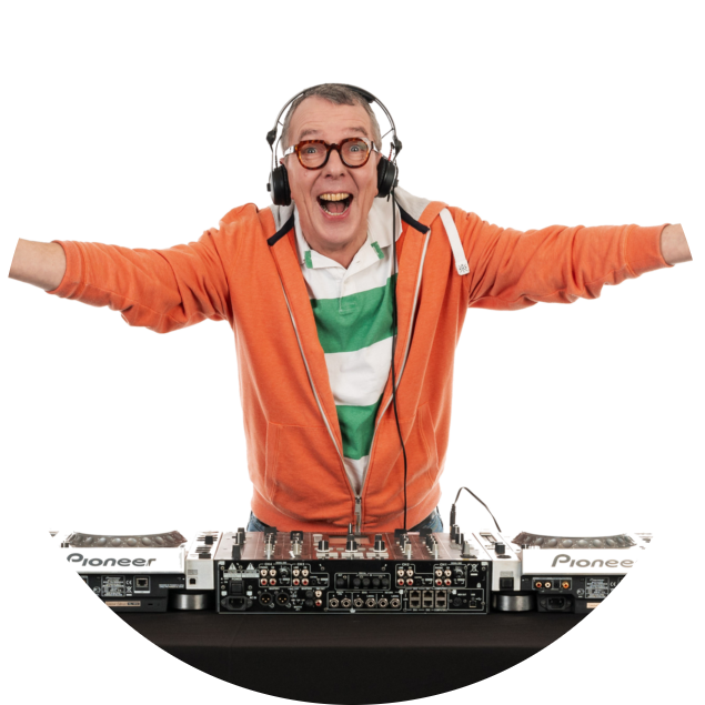 Radio Hallo boek je bij Road 88 Entertainment
