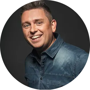 DJ Ward boek je bij Road 88 Entertainment