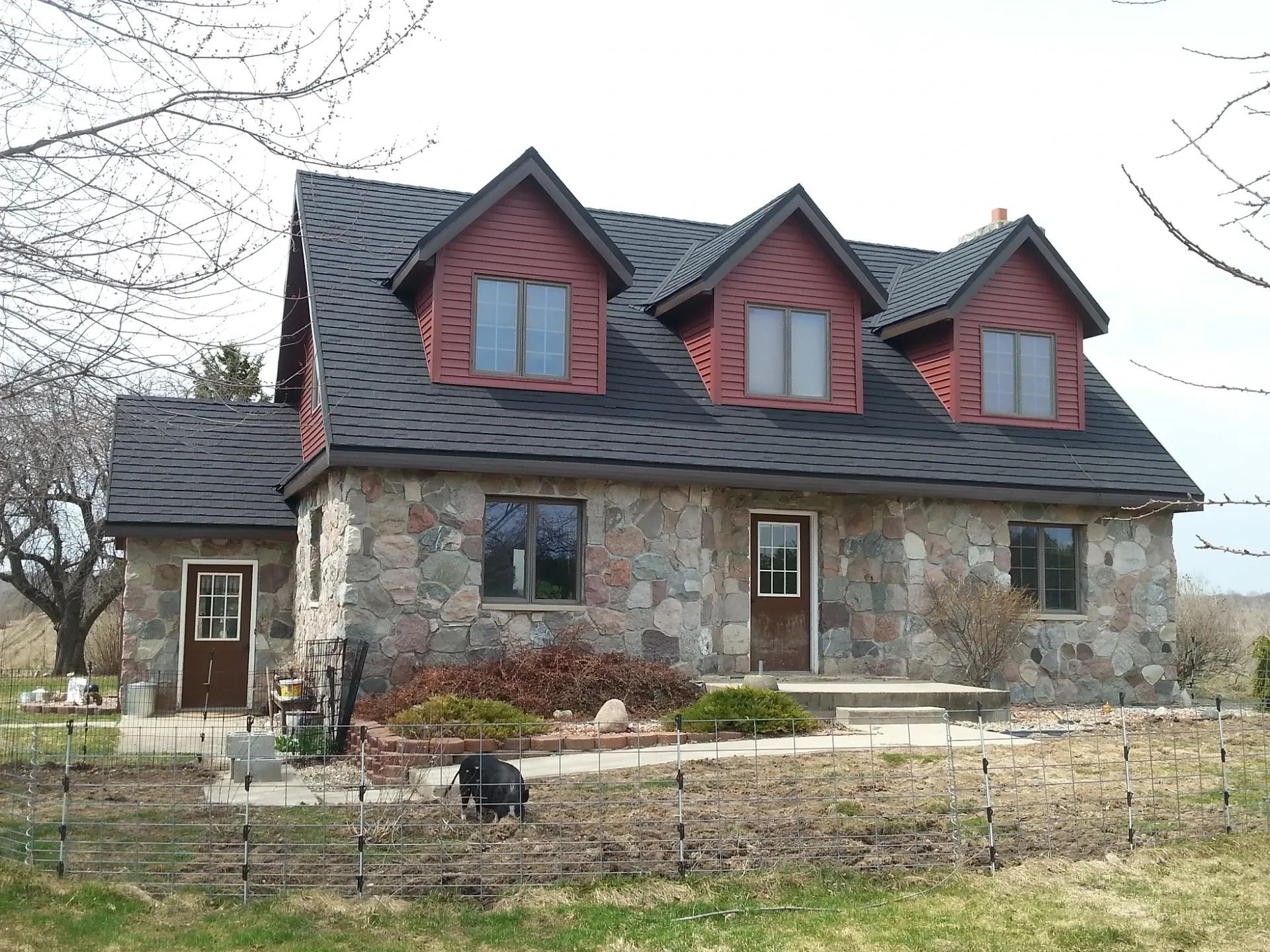 Roofing services 1