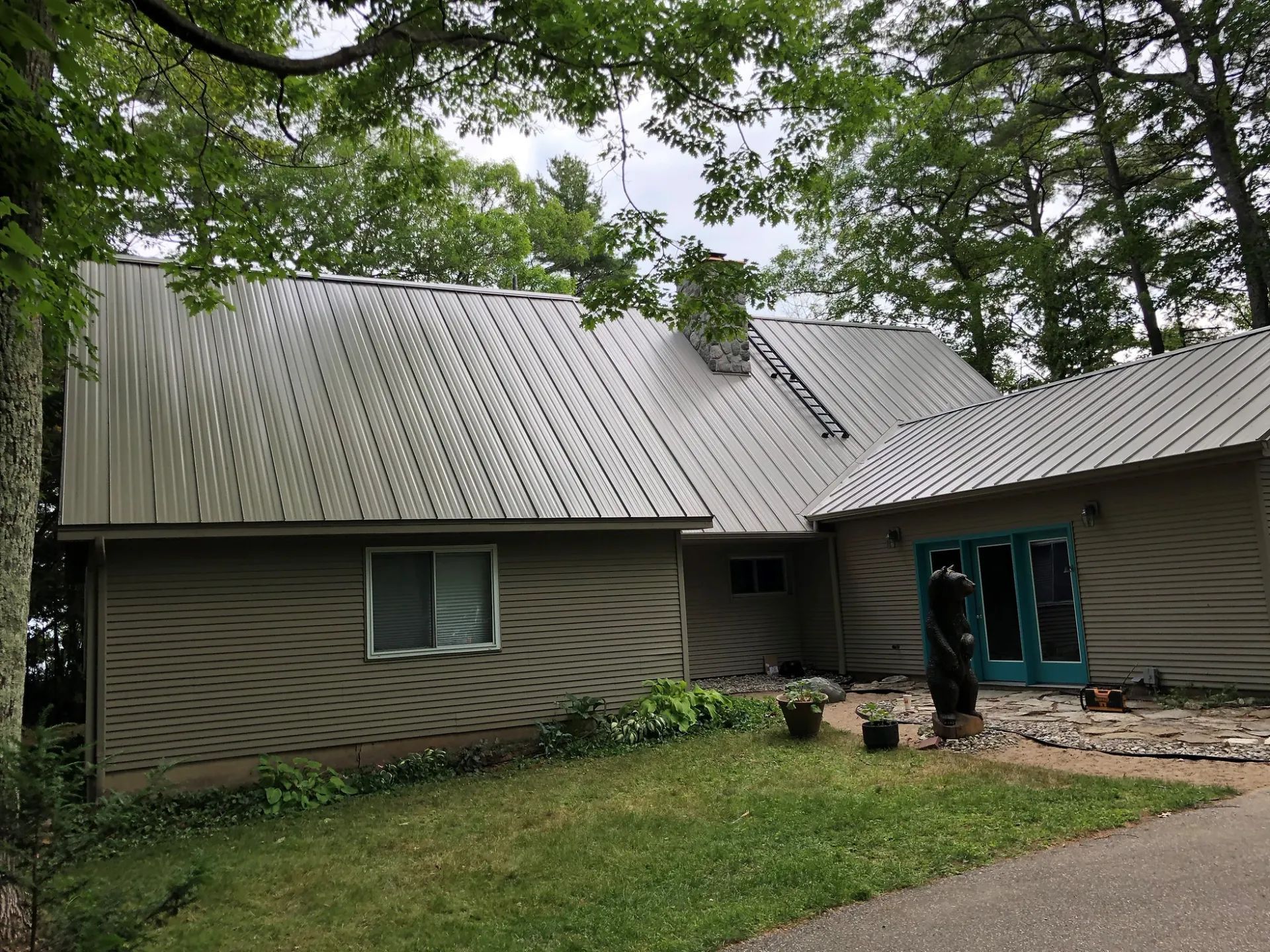 Roofing services 27