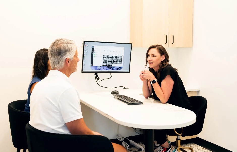 How Cosmetic Dentistry Can Transform Your Life