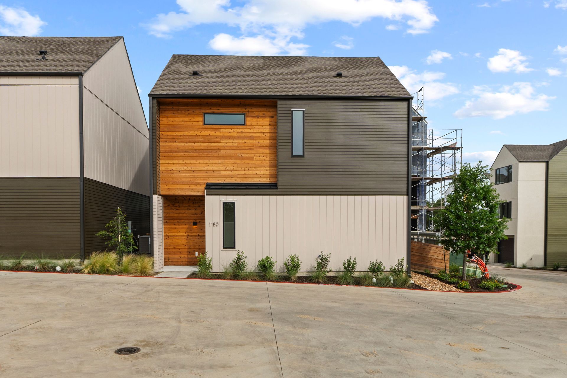 Finishing the Arden Springdale exterior