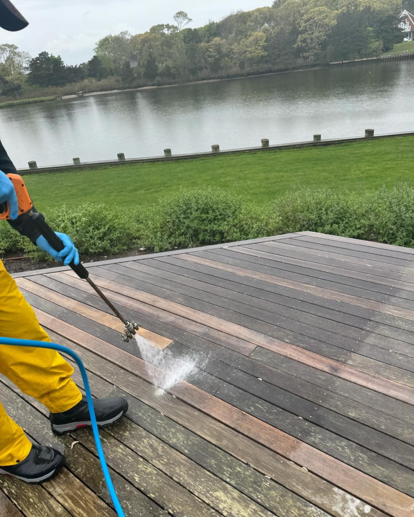Deck Pressure Washing Long Island