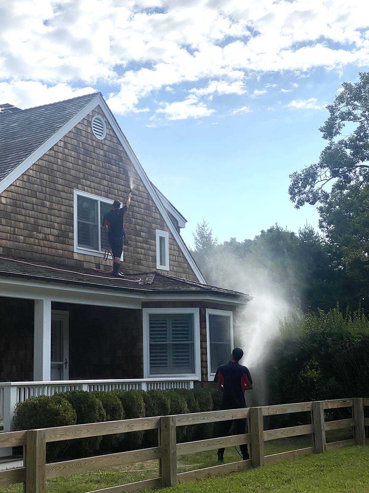 Siding Cleaning Long Island 