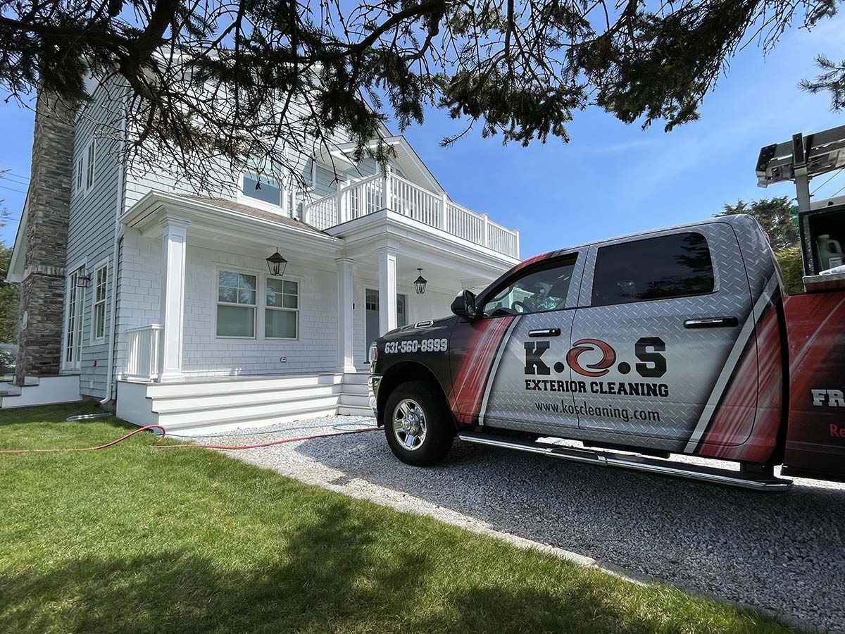 House Siding Cleaning Suffolk Long Island 