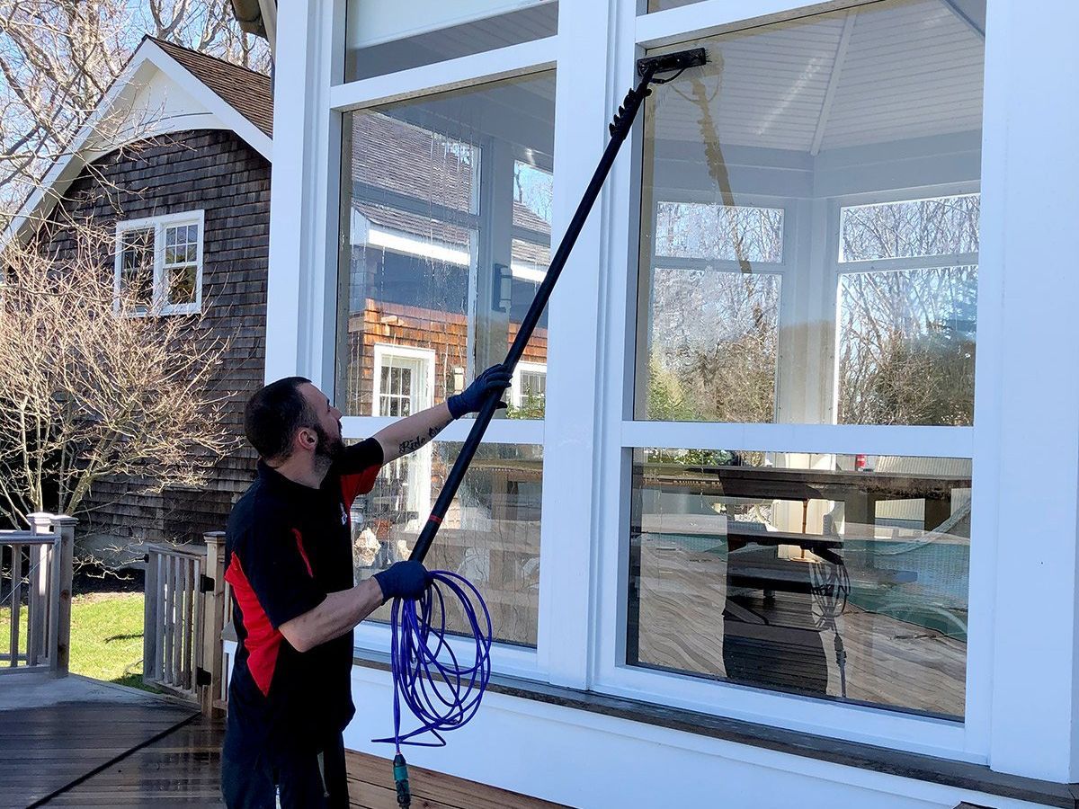 window cleaning service Long Island