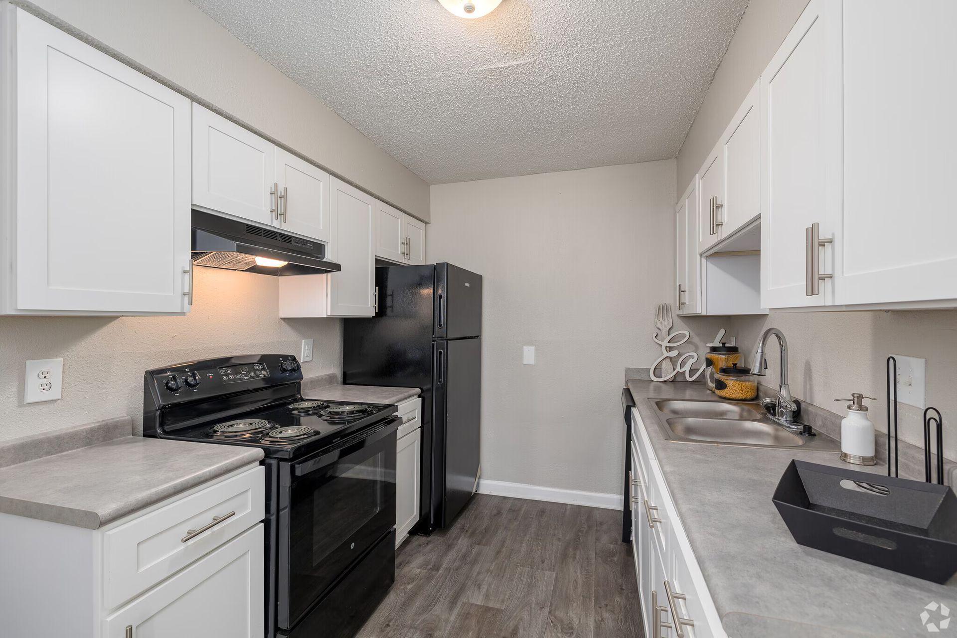 Photo of the kitchen