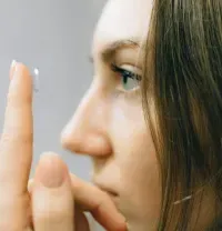 eye-to-eye-optometry-header-menu-eyewear-contact-lenses