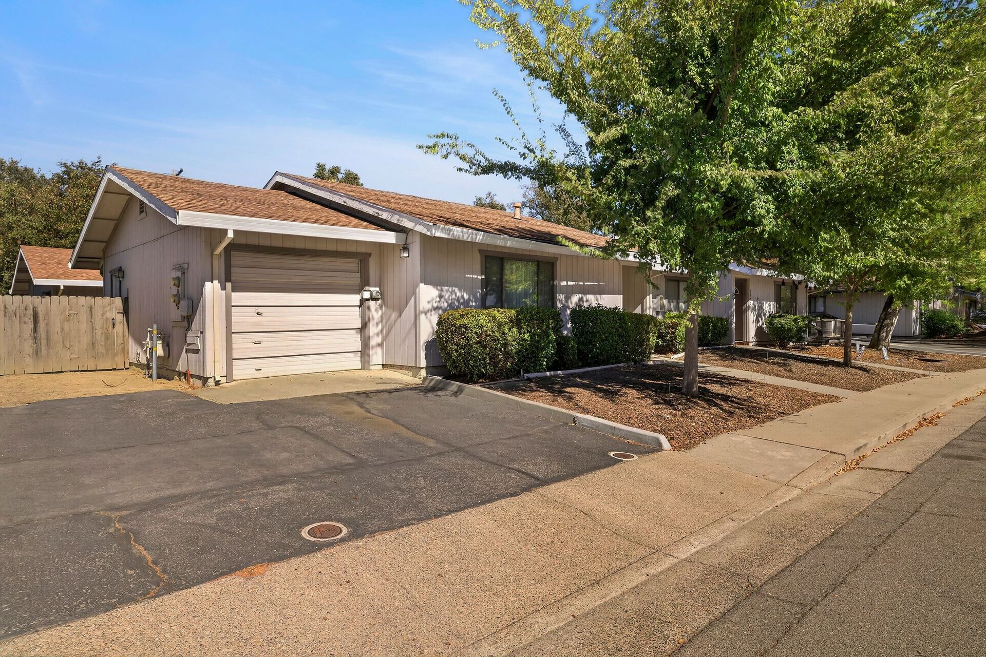 5251 Glide Drive | Hignell Rentals