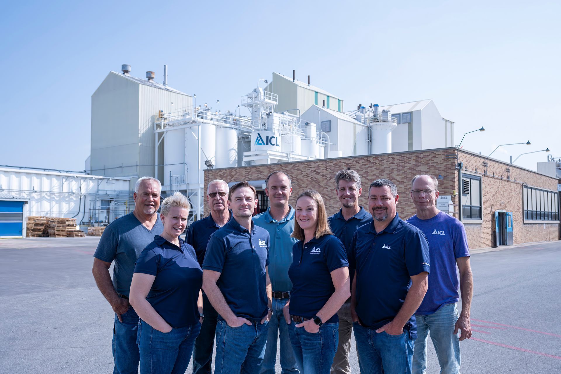 Professional photograph of employees of ICL Lawrence taken by KMG.