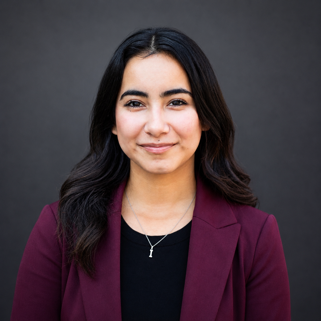 Iris Villagran Headshot
