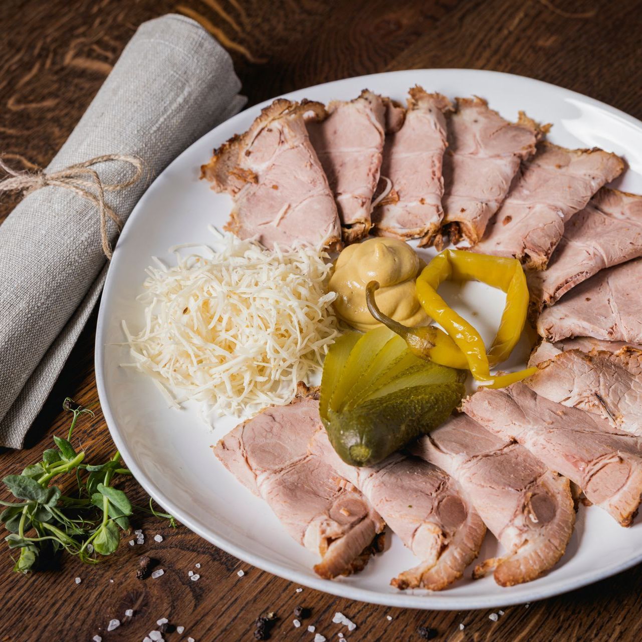 Kalter Schweinsbraten