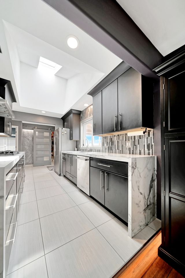 Kitchen Remodeled - Lincoln, NE - Skylimit Remodeling