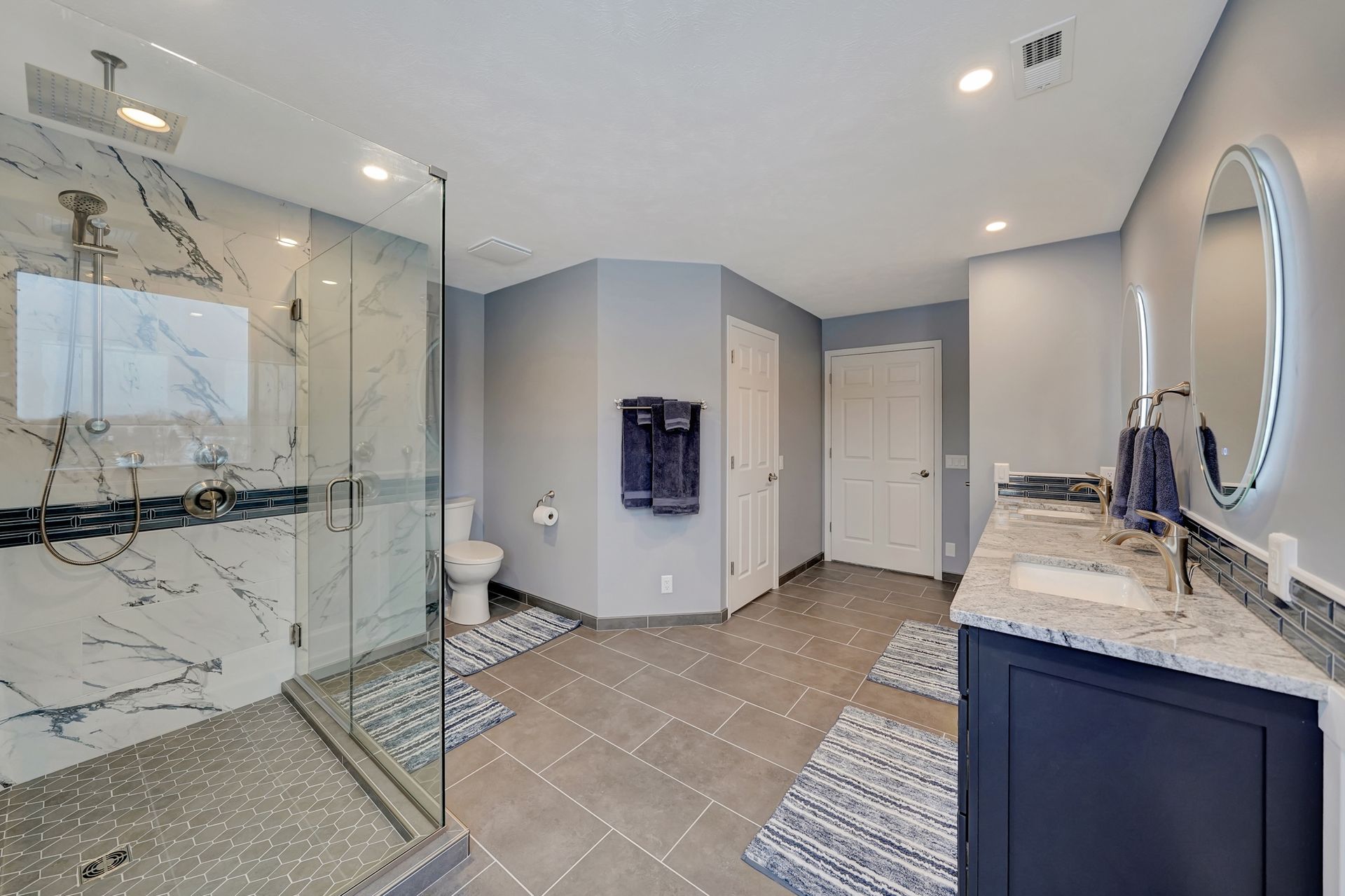 Bathroom Shower — Lincoln, NE — SkyLimit Remodeling