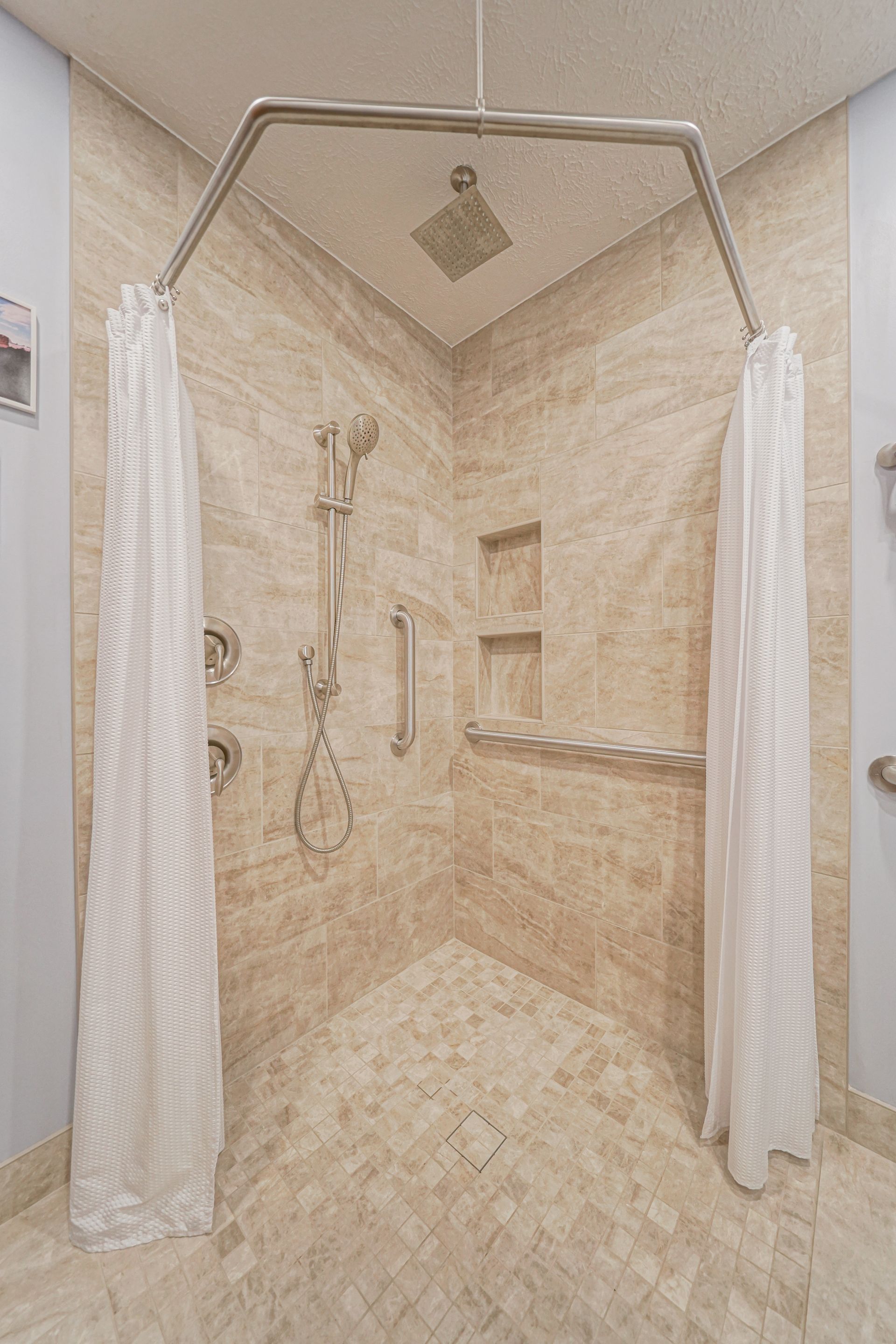 Shower Area - Lincoln, NE - Skylimit Remodeling