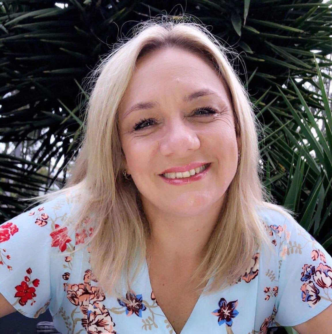 contact-us-doodle-dogs