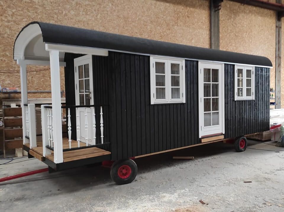 Sort Tinyhouse