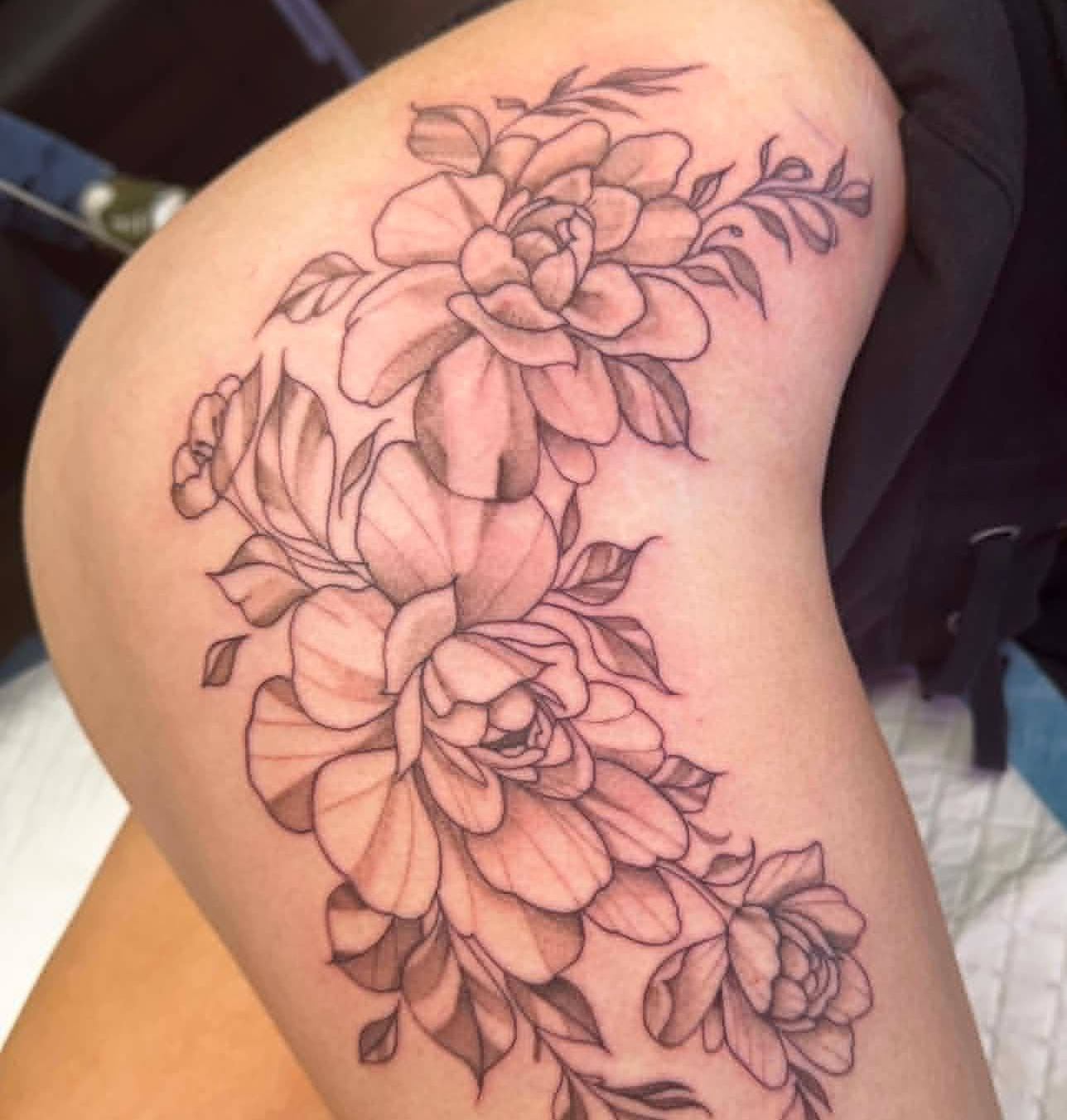 Hip Tattoo | Flower Tattoo | Fine Line Tattoo | Feminine Tattoo | tattoos by rachel | body art by rachel | portland, OR