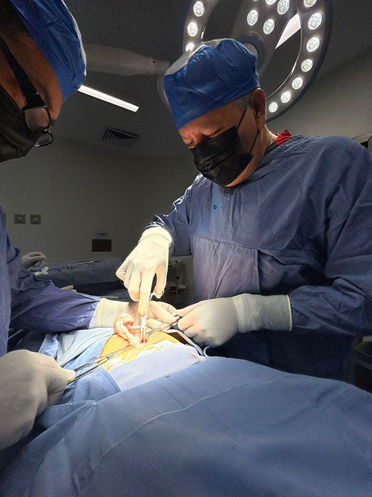 DR CÉSAR L. LUNA RODRÍGUEZ DR CÉSAR L. LUNA RODRÍGUEZ