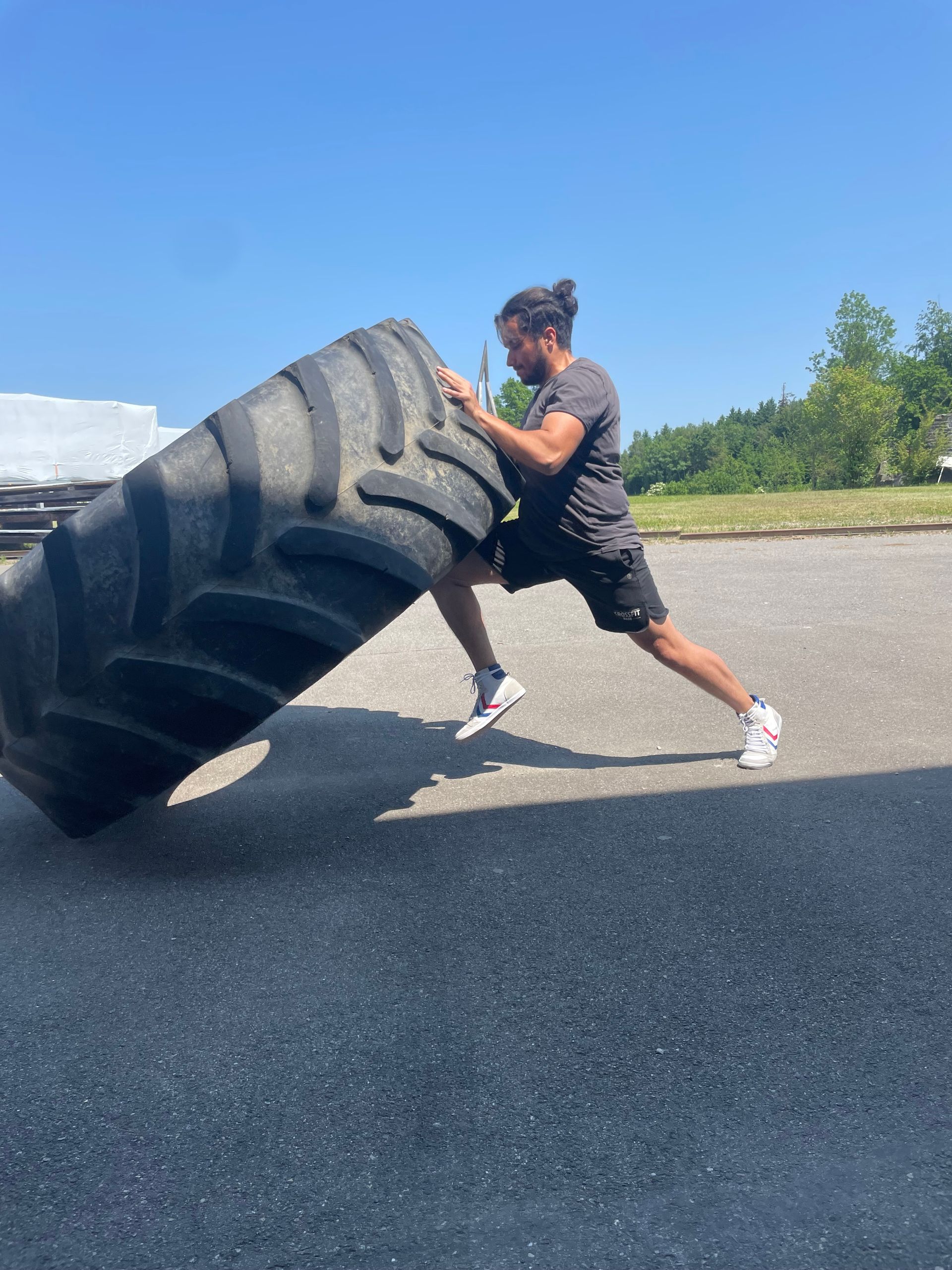 Strong(wo)man