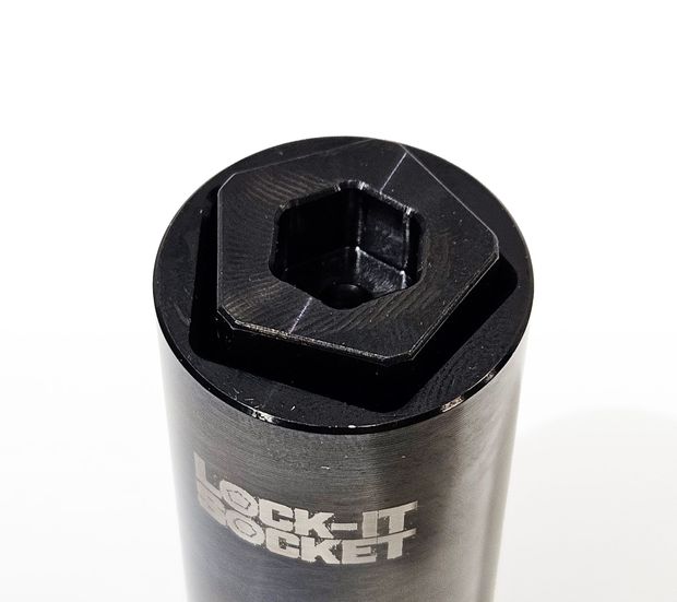 Penta bolt fitting closeup