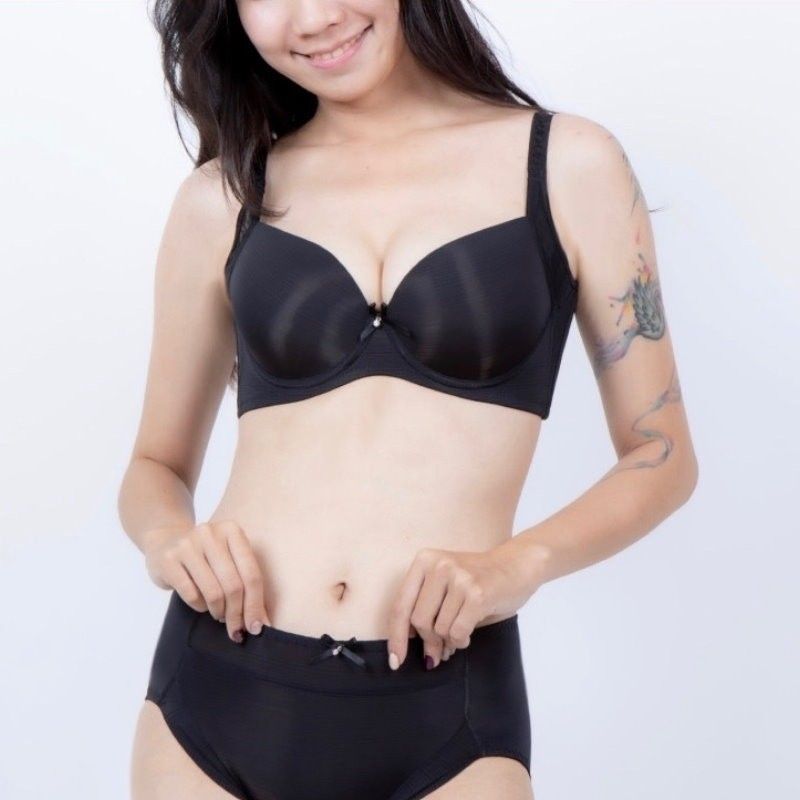 棉襯洞呼吸透氣軟鋼圈內衣｜B-E罩杯 無痕調整收副乳 (台灣製) 【小百合美學】819021