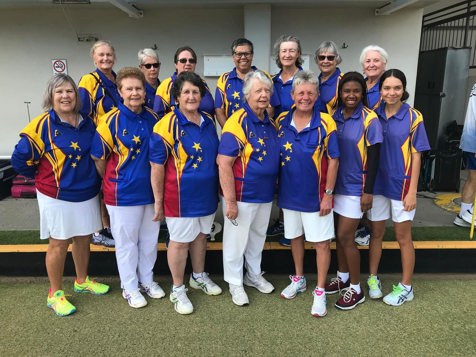 TOOWOOMBA LAWN BOWLS SPECTATORS