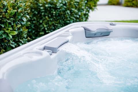 Model X7 Hot Tub | Blue Hawaiian Pool & Spas | W. TN