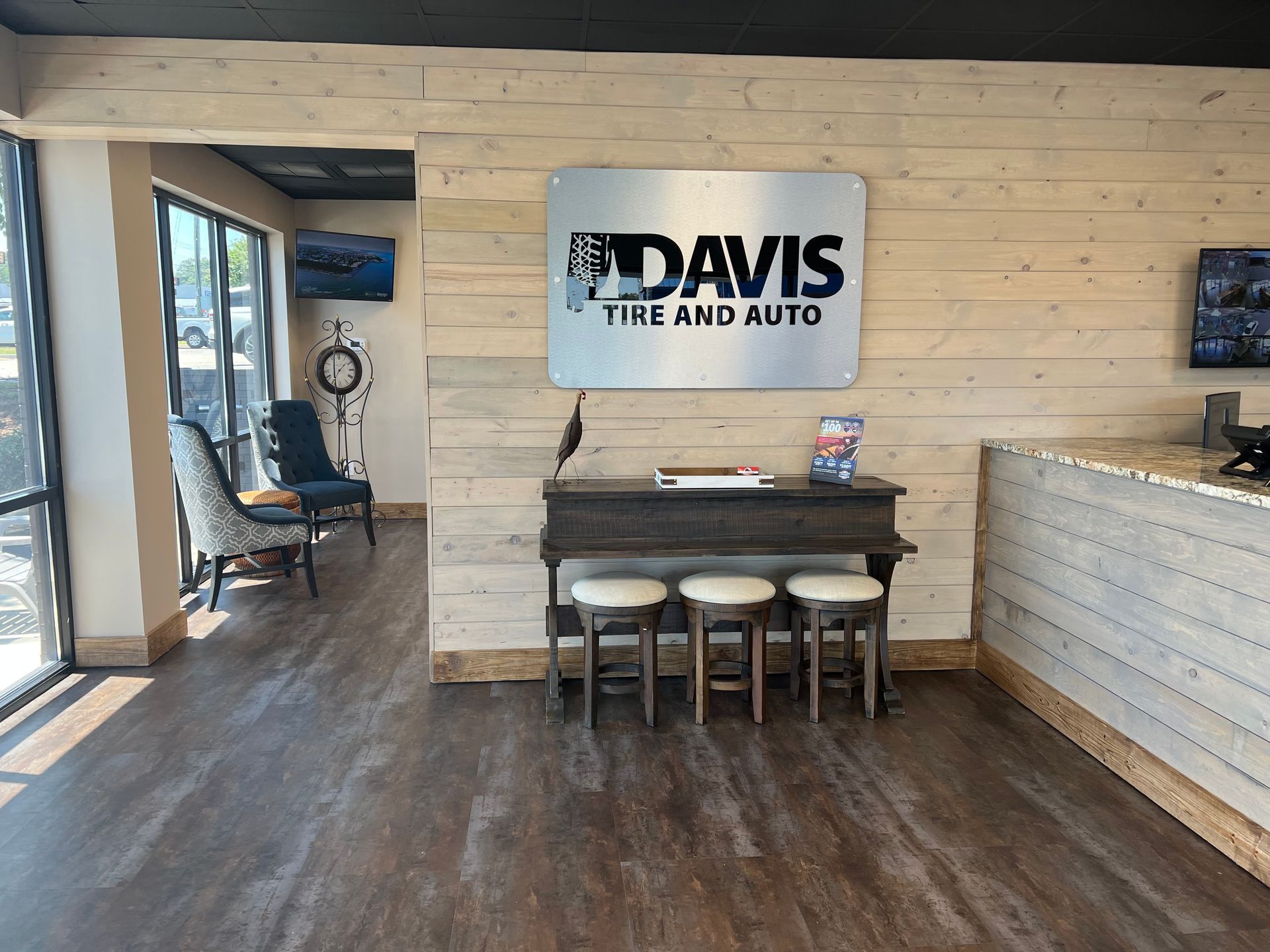 Lobby | Davis Tire Group