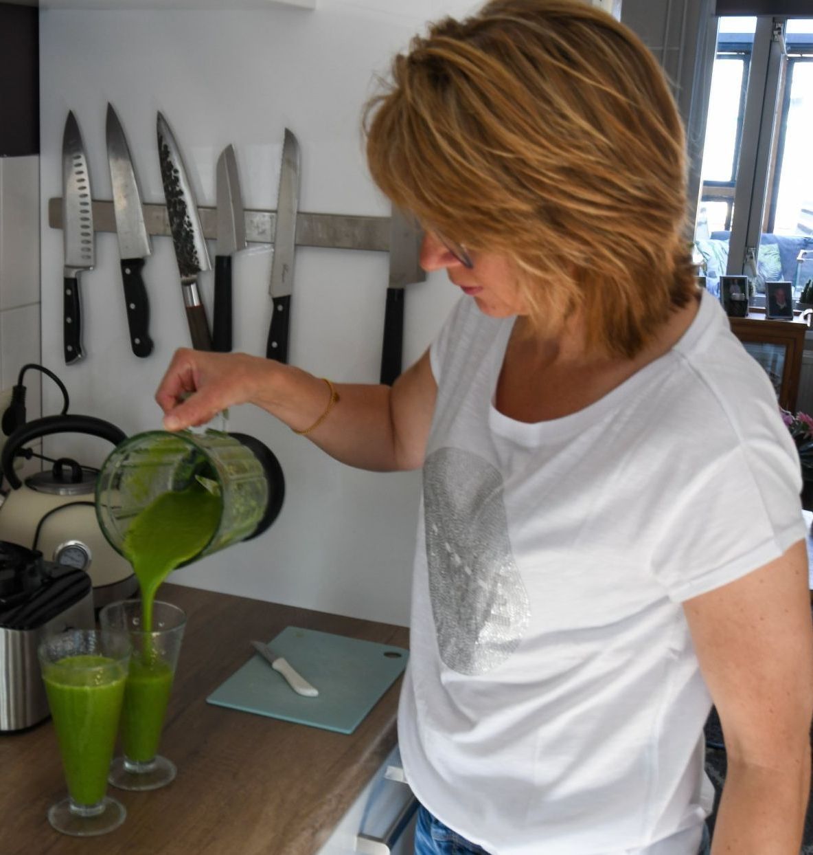 Thuis een spinazie-fruit smoothie maken