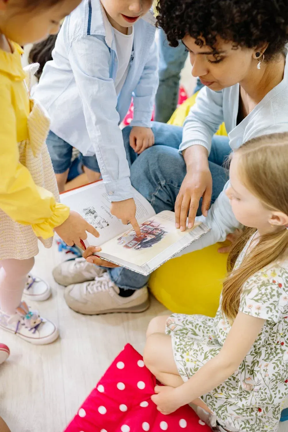 les enfants apprennent