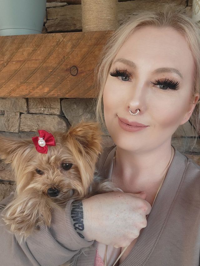 Leia Violet