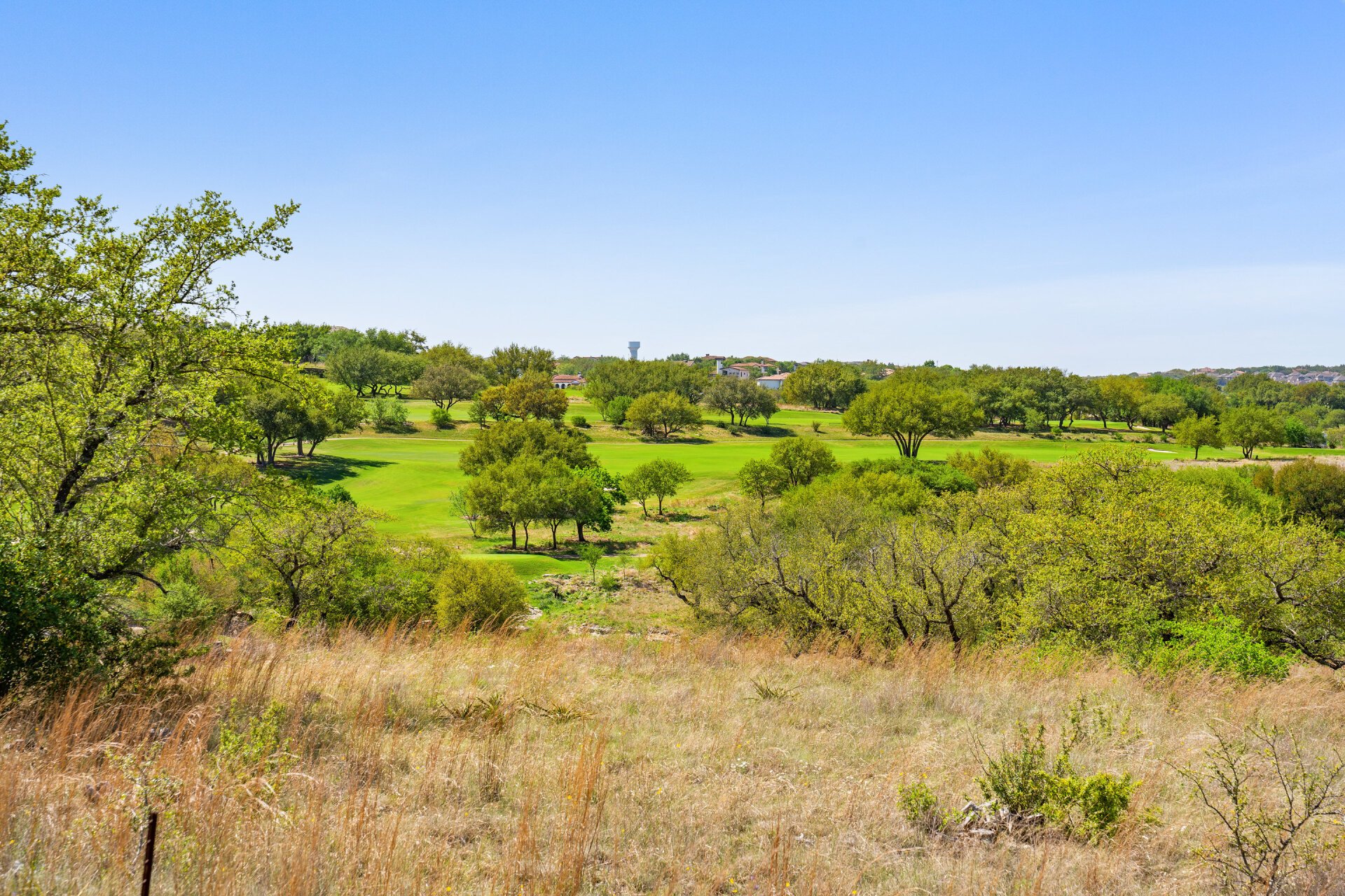 luxury-home-community-hillside-spanish-oaks-austin-tx