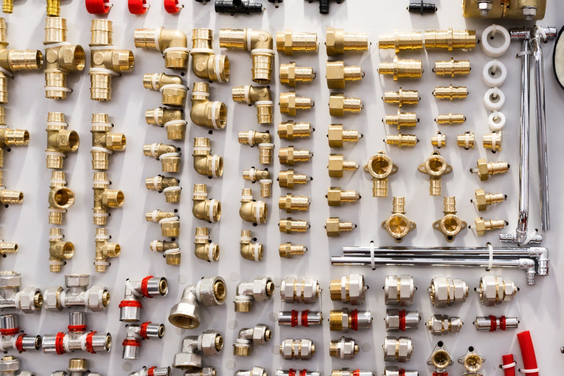 Variety of plumbing pipe connectors - Tacoma, WA - Rosen Plumbing Supply