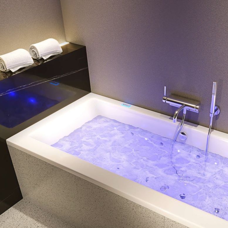 baignoire Balnéo 180X90 avec une grande profondeur pour une expérience d'immersion à deux