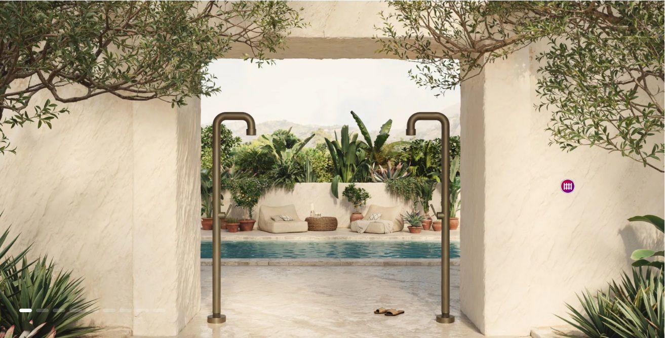 Baignoires balnéo en îlot, semi-îlot à poser contre mur, et modèles ovales à encastrer sous plan.
