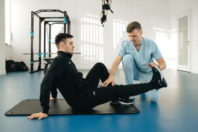 Allier confort, ergonomie et fonctionnalité. Des solutions adaptées aux besoins médicaux et thérapeutiques.