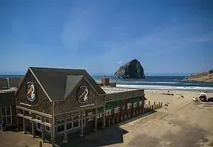 PELICAN PUB TASTING ROOM