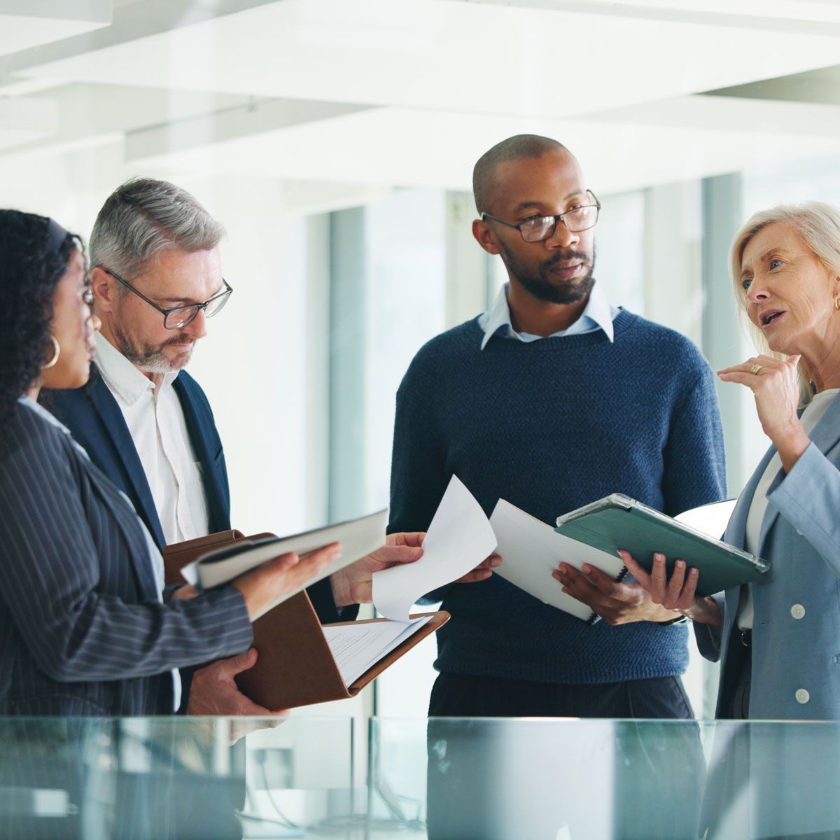 Payroll professional in Draper, Utah, helping process payroll for a business.