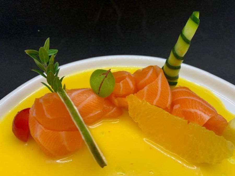 Sashimi di salmone