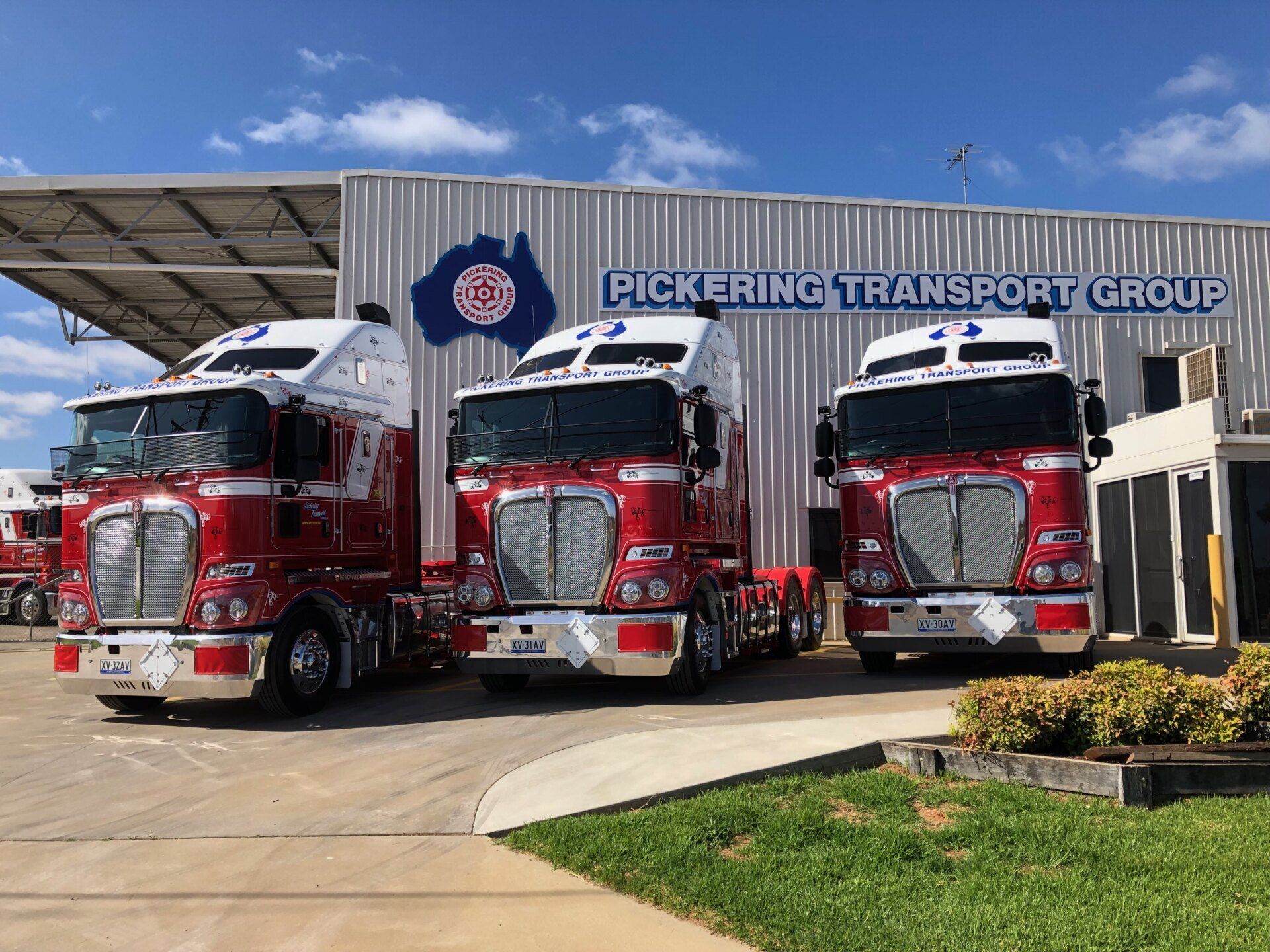 Three White and Red Truck Front View | Swan Hill, Vic | Pickering Transport Group