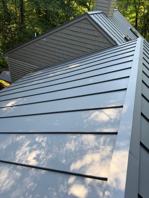 Slate Gray Standing Seam Metal McGlothlin Roofing