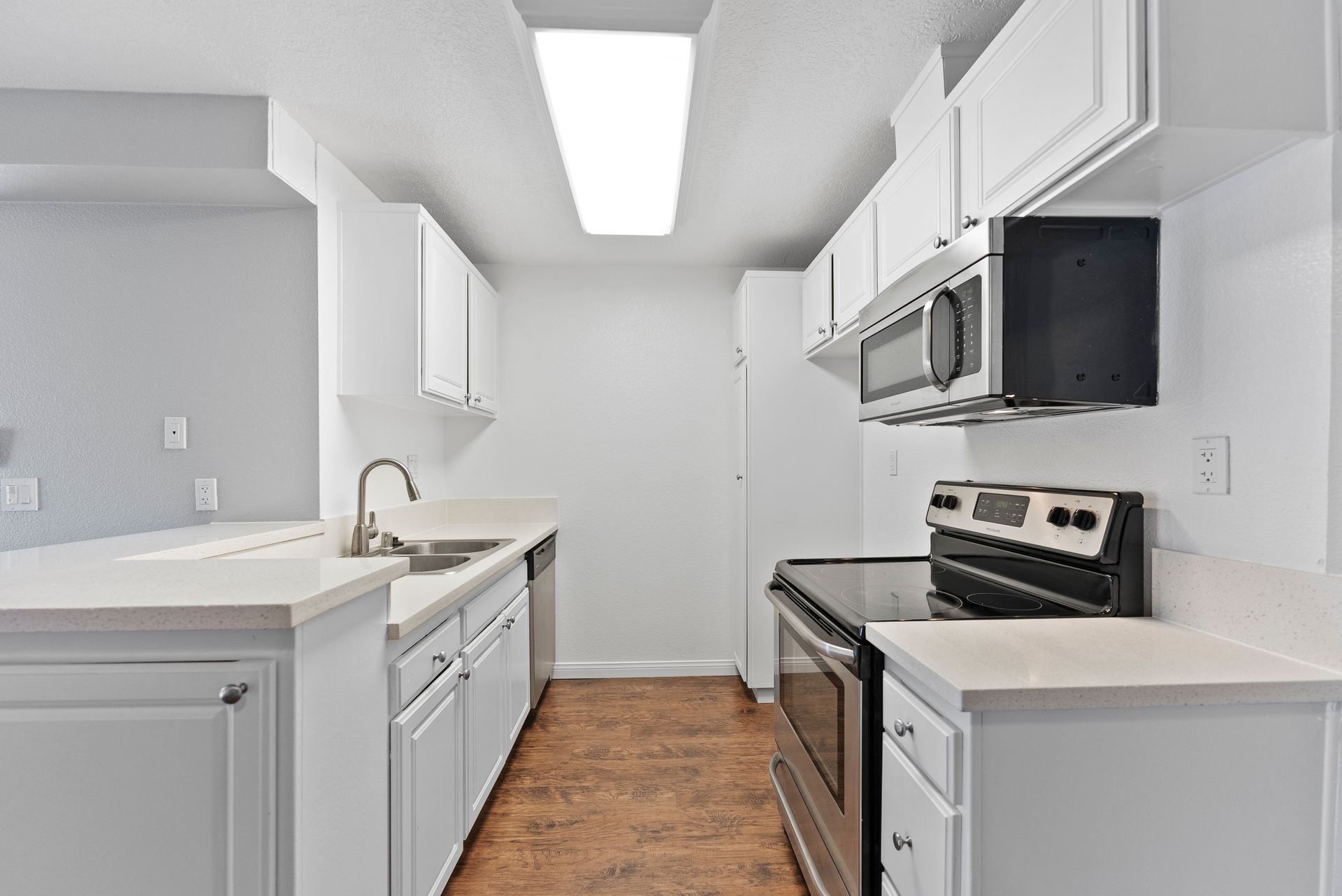 Serena Vista Apartments photo gallery