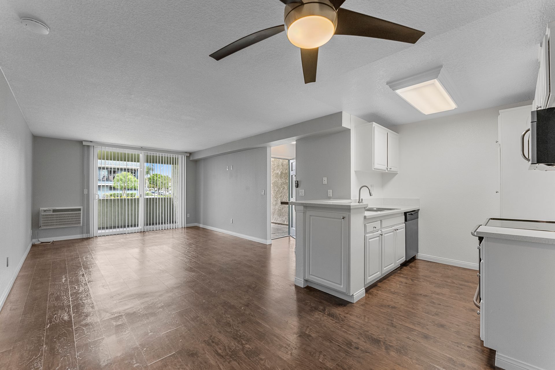 Serena Vista Apartments photo gallery